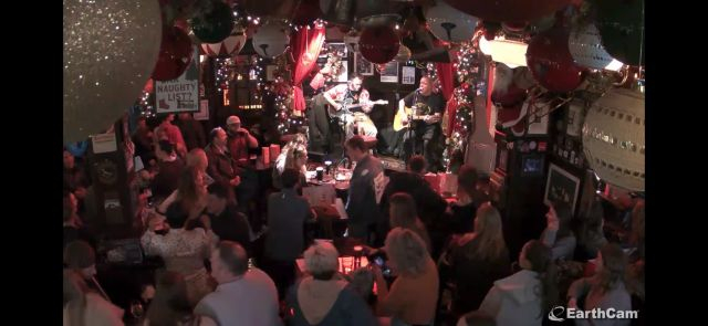 In the bar… (without Trudy)